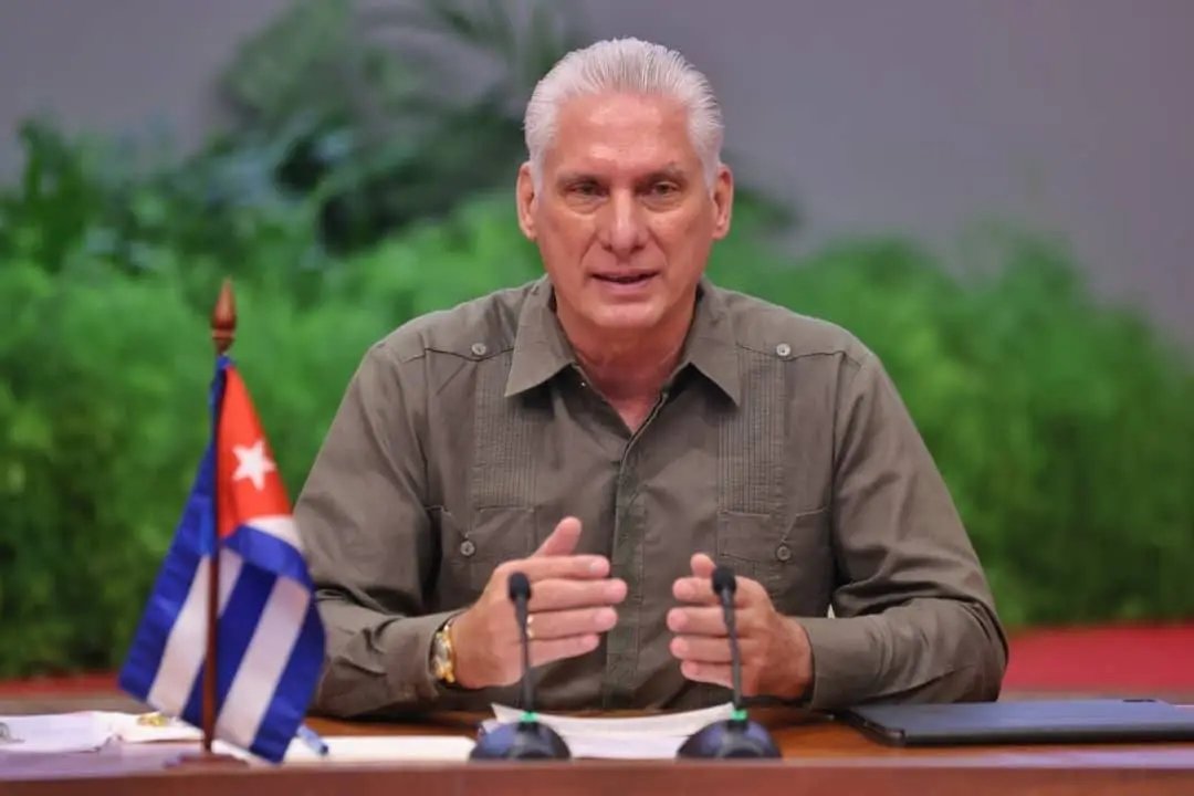 🇨🇺El presidente de #Cuba <a href="/DiazCanelB/">Miguel Díaz-Canel Bermúdez</a>, intervino en la XXV Cumbre del ALBA-TCP, y reafirmó el compromiso de la nación, con la defensa de la soberanía, la independencia y la integración de los pueblos latinoamericanos y caribeños.
🔗cubaminrex.cu/es/cuba-ratifi…