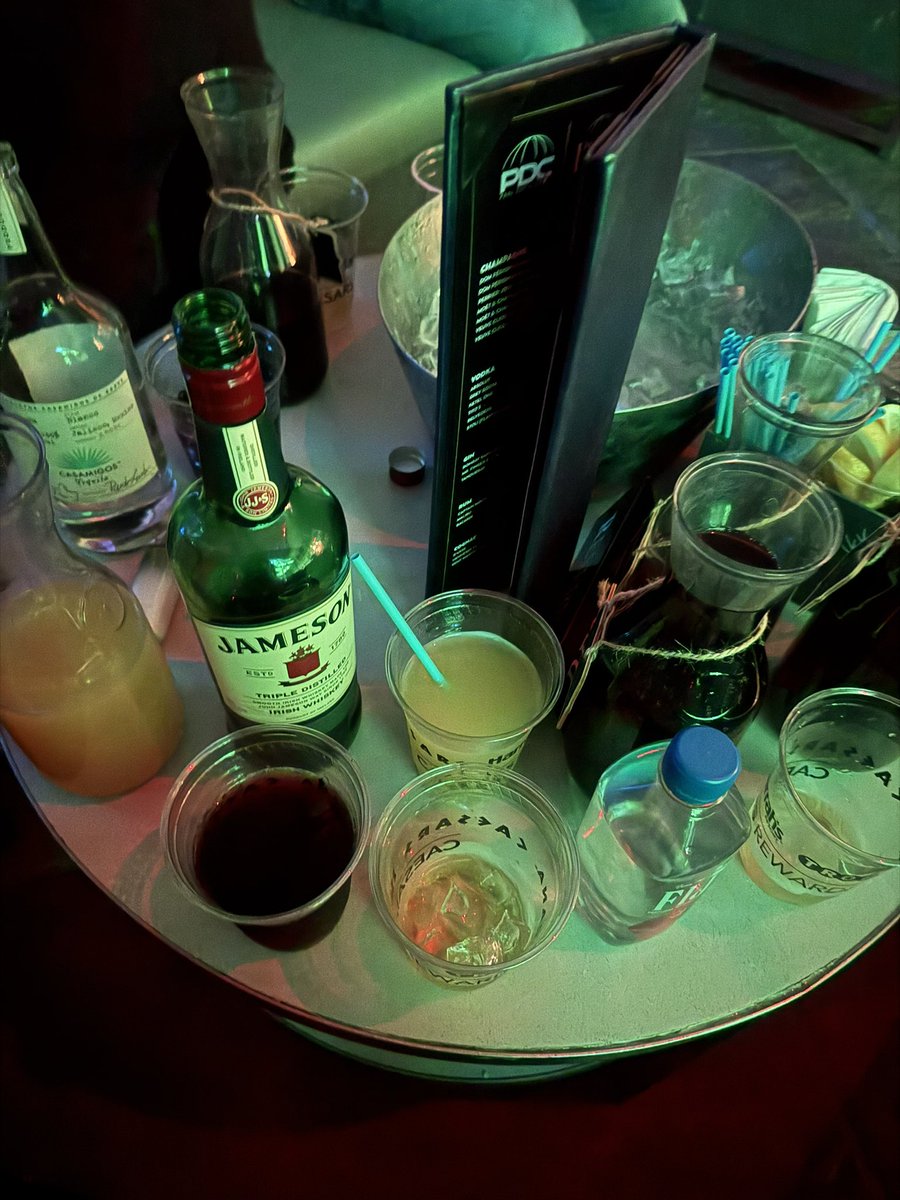 Angie🌸 tweet media