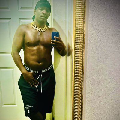 STARMACX_LLC's tweet photo. #NewProfilePic https://t.co/hhbs1Iy2Ay