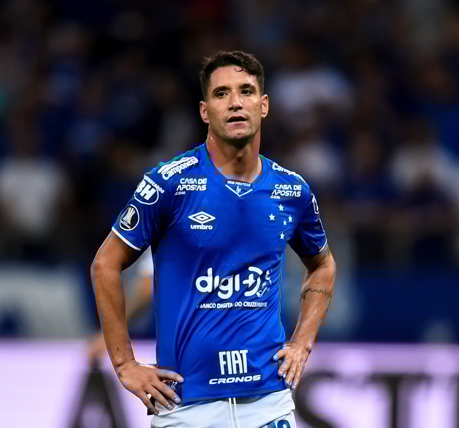 Não consigo mensurar qual deles foi o mais FILHO DA PUTA DESGRAÇADO.
