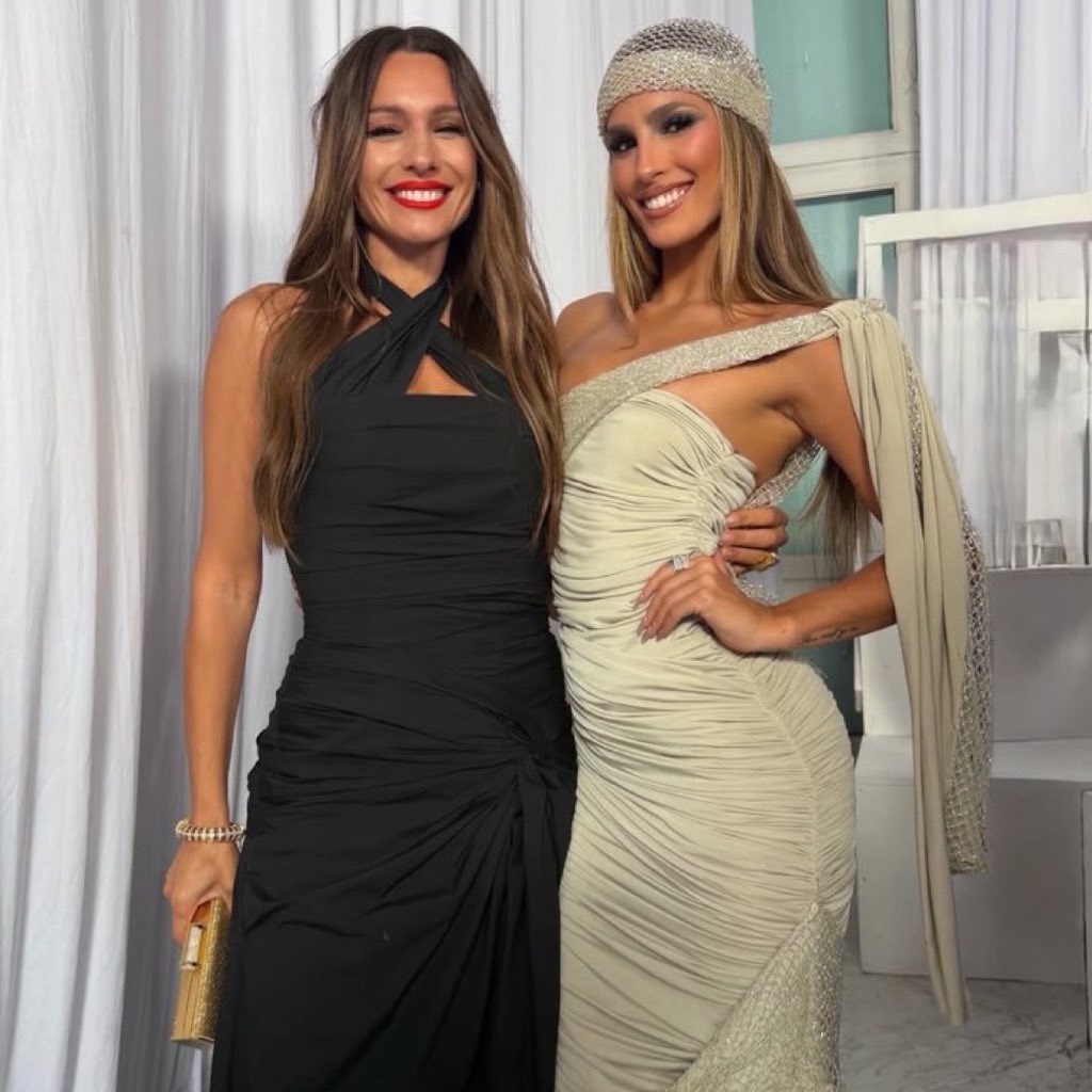 staylvnder's tweet photo. amo la manera en la que pampita siempre esta apoyando a las chicas nuevas, cuándo sos buena persona es así https://t.co/uDeh4pvzZz