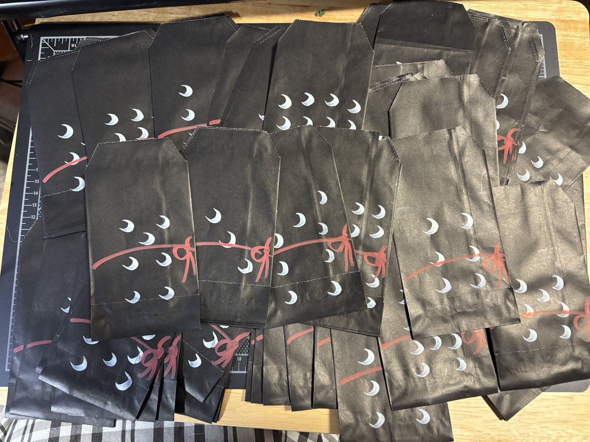 Decorated 100 bags to put the charms + other hndr purchases in!  U could say im pretty good at drawing moons now
