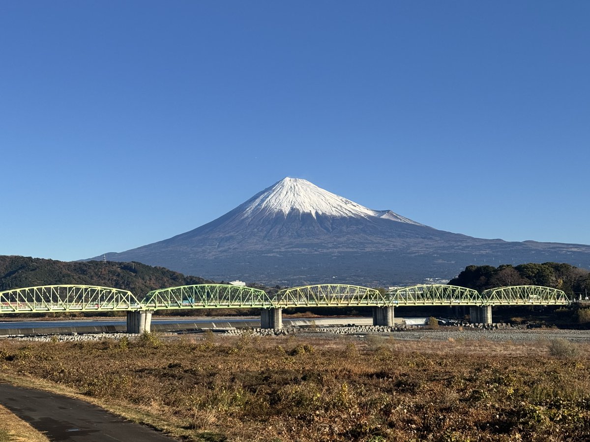 dongurik's tweet photo. おはようございます（2回目）#fuji #fujikawa #富士 #富士川 #富士山 #MtFuji #fujisan https://t.co/8qJbRHpbO0