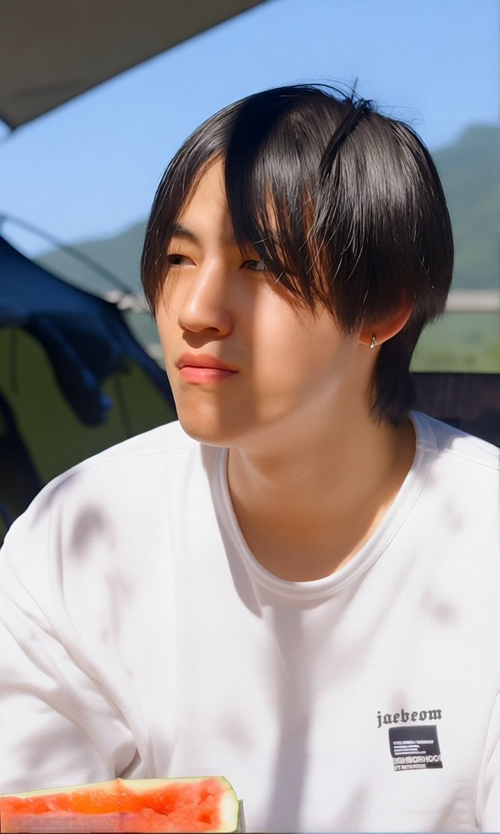 bom_tuanzy's tweet photo. 🌊♡JAY B♡🌊 #JAYB #Jaebeom #Limjaebeom #TapeReload
#JAYB2025 #RoadRunner
#제이비 #자봉주의 @jaybnow_hr https://t.co/dLFPg1xEcL