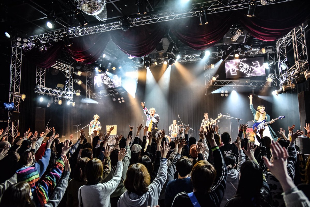 フラチナリズムチームのカメラマンさんが写真をくれました。ありがとうございます！熱い夜だったな

Photo by フジタユウジ＆ヨシダナルミ