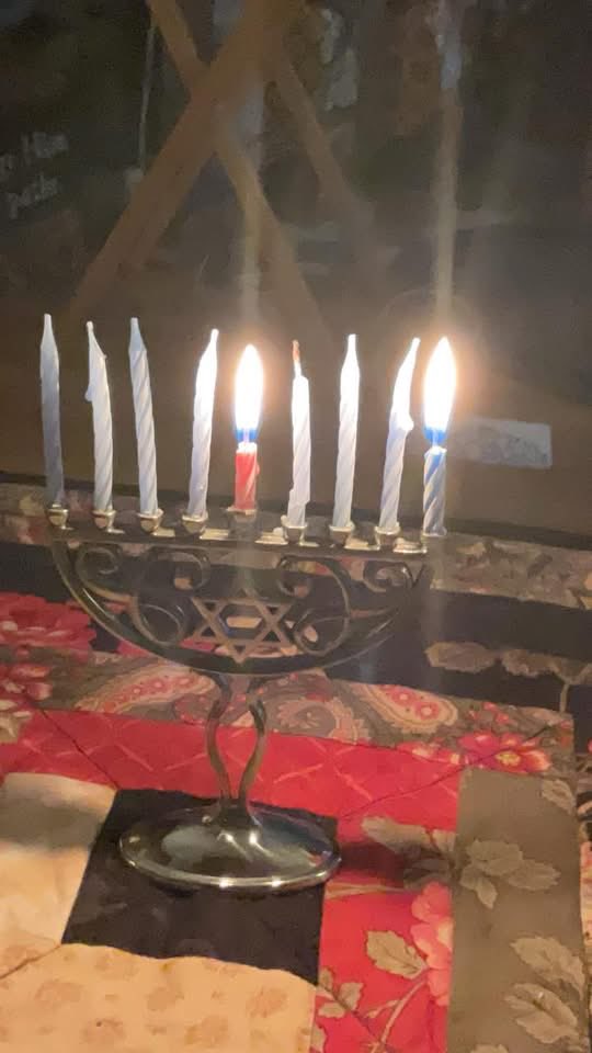 AllenKitchen's tweet image. Friends, Mary and I celebrate the miracle of unending light each year in community with friends of all faiths. BUT TONIGHT THIS LIGHT IS AN ACT OF PARTICULAR SOLIDARITY WITH THE JEWISH COMMUNITY OF AUSTRALIA. We defy the hatred, the insanity, the evil of any racial animus.