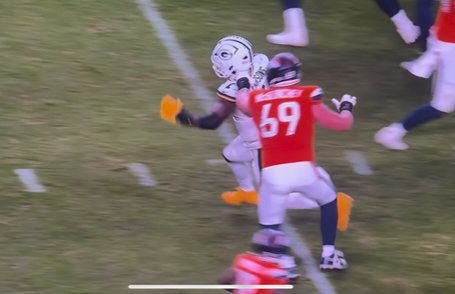 Gotta love the horse collar no call on the play Michah Parsons shreds his knee