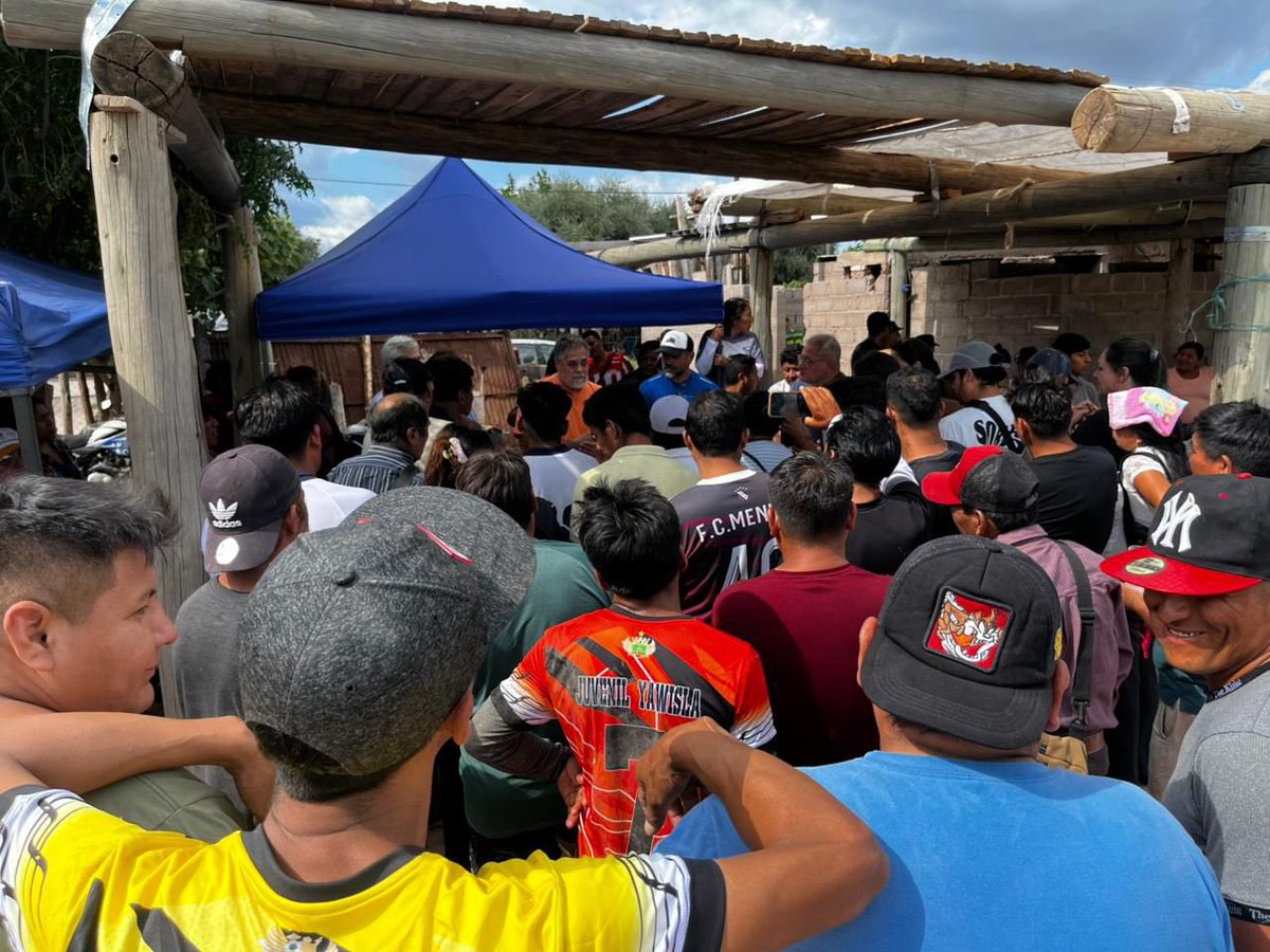 La integración se construye con presencia y compromiso. Luego de ser invitado por Edgar Quispe, presidente de la Colectividad Boliviana de La Rioja, participé del Segundo Encuentro de Intercolectividades, donde se puso de manifiesto la creación de la Mesa Provincial de