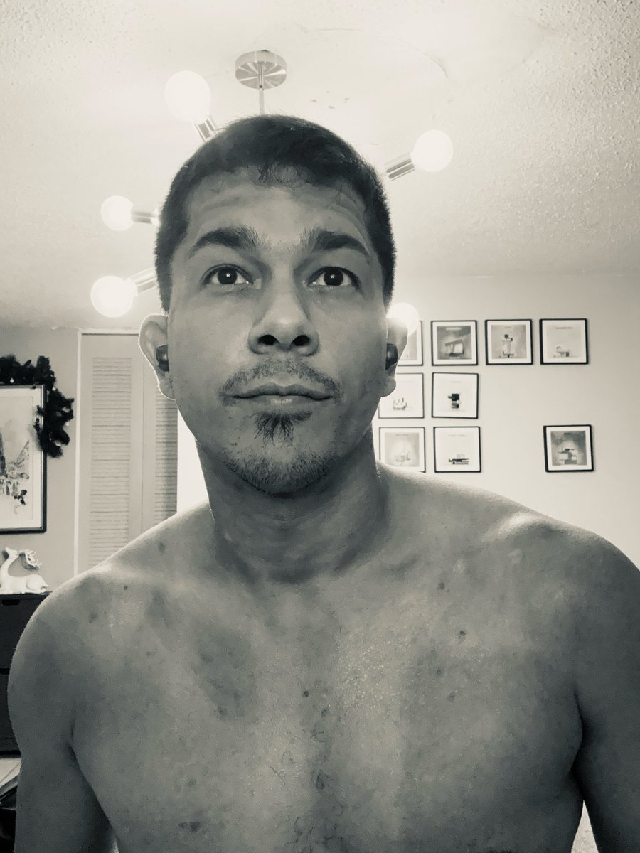 miltorres07's tweet photo. You can’t buy authenticity. https://t.co/fwlkukLis2