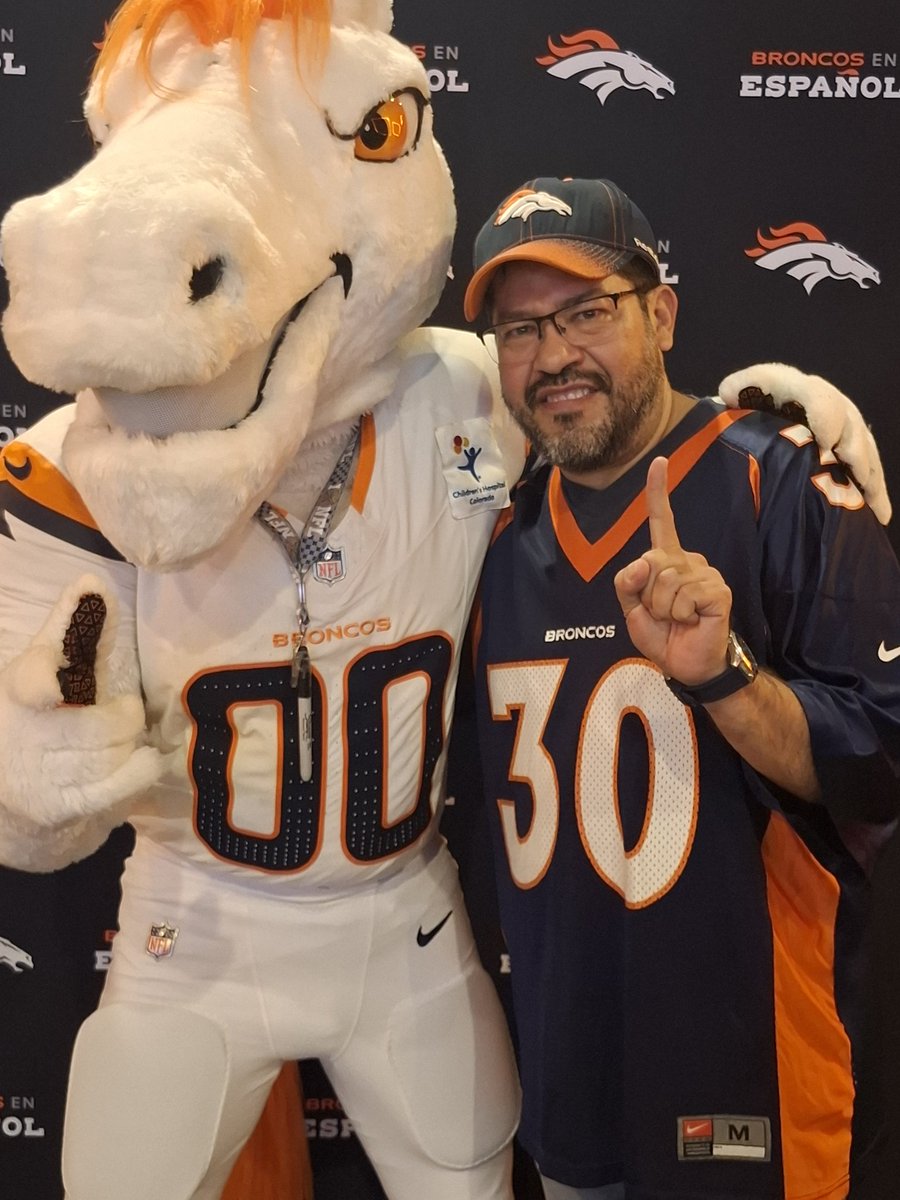 #NflEnTelevisa vamos <a href="/Broncos/">Denver Broncos</a> #BroncosCountry #BroncosCountryGDL Vamos por la Victoria!!!!