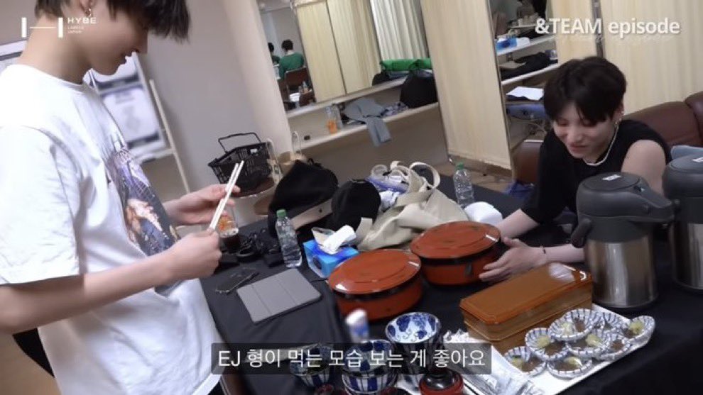 윰쭈 미친거 사람들이 다 알아줬으면