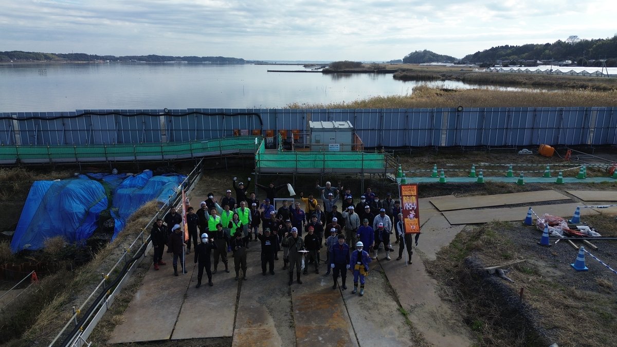 mlit_dousui's tweet photo. 【12/6 第119回防塵挺身隊】
#石岡市 で開催されましたNPO水辺基盤協会主催の清掃活動に参加しました。#霞ヶ浦導水事業 として工事を進めている高浜機場周辺で、大勢の参加者と共に多くのゴミを回収しました。 来年も皆様と共に #霞ヶ浦 をきれいにする活動へ積極的に参加します！ https://t.co/I8L09S1Peb