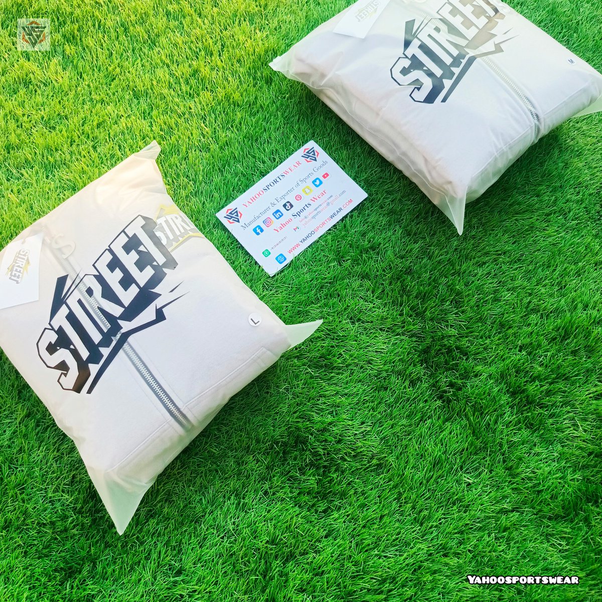 yahoo_wears's tweet image. Ready to Ship Packing

📦 Secure &amp;amp; clean packing for shipment.
Products are packed carefully to maintain shape, quality, and presentation.

🚚 Ready to ship worldwide.

#readytoship #packingprocess #apparelshipping #branddelivery #fashionlogistics