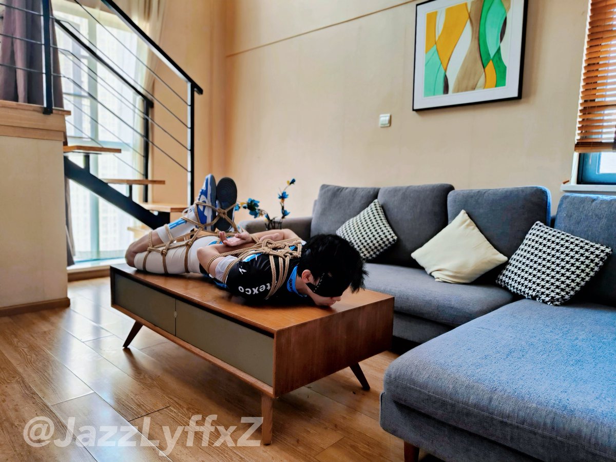 💙蓝色系桌面摆件💙

🪢：<a href="/xingguang25/">星光</a> 
Ⓜ️：<a href="/JazzLyffxZ/">泽emmm (被封回粉版)</a>