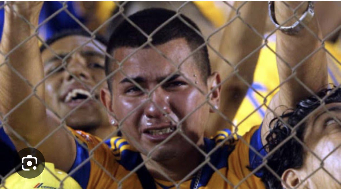 "Que extraña ilusión el de la afición Tigres de suponer que los #Tigres serían Campeones, con eso de que vamos por la novena , los de Multimedios les lavan la cabeza.” 
Pobres Ilusos !!