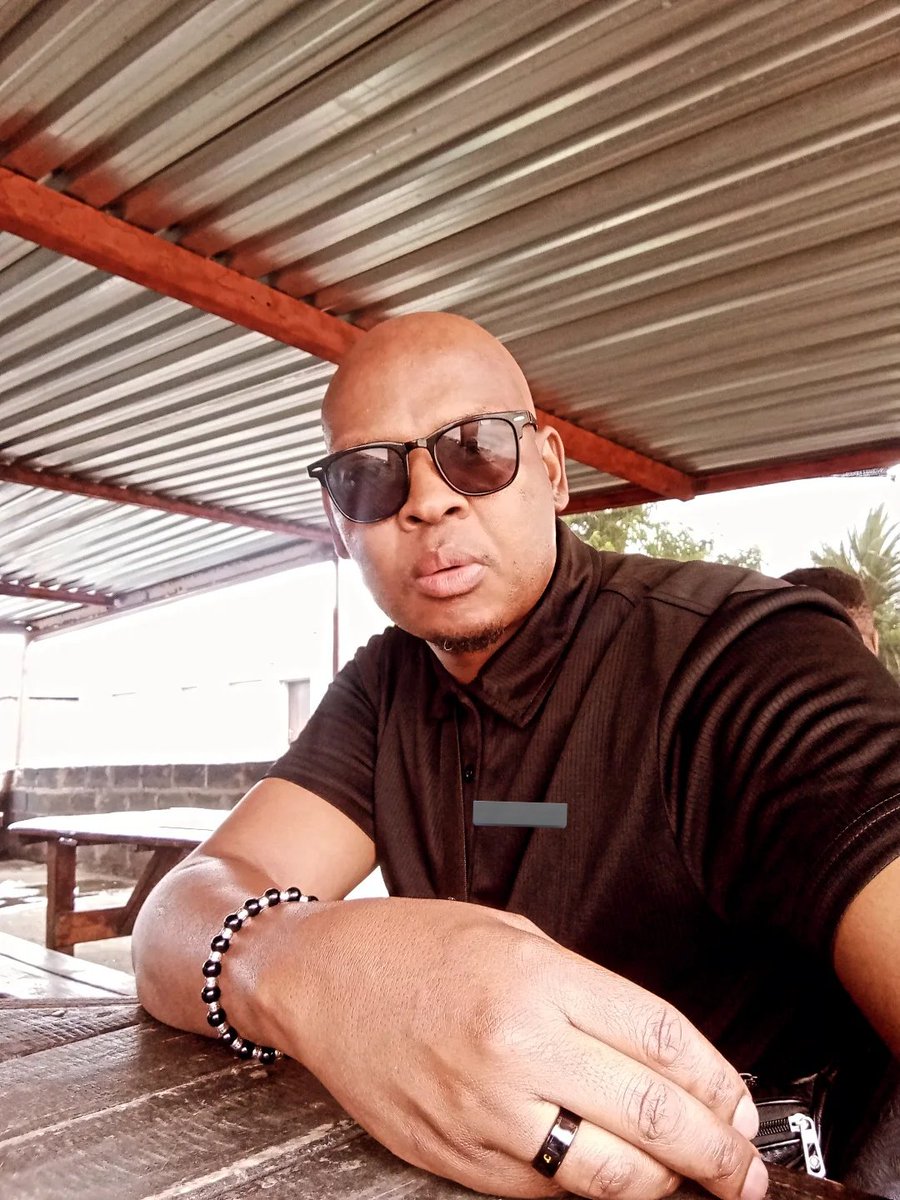 moorelyfe1's tweet image. If they saw a future with you, you wouldn’t feel a need to convince them.
Real intention doesn’t need reminders, nudges, or negotiations.
It shows up without being chased.
#Mrmo #UncleMo #MoProServices