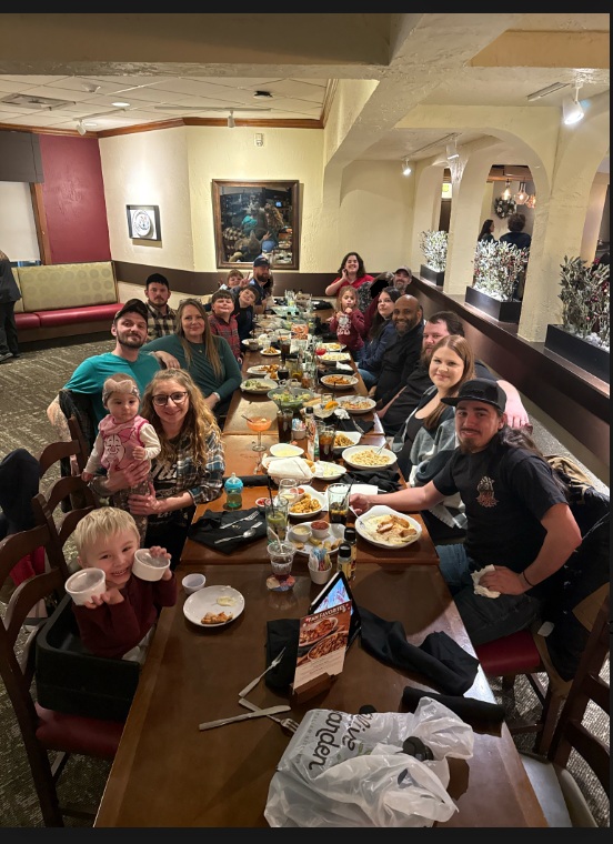 Cornerstone Auto Service – Employee Appreciation Dinner! We had an amazing time celebrating our team at Olive Garden, this past Friday night!  After a delicious dinner, half of the group continued the fun with some friendly bowling at Emmerson Lanes. cornerstoneautoservice.com