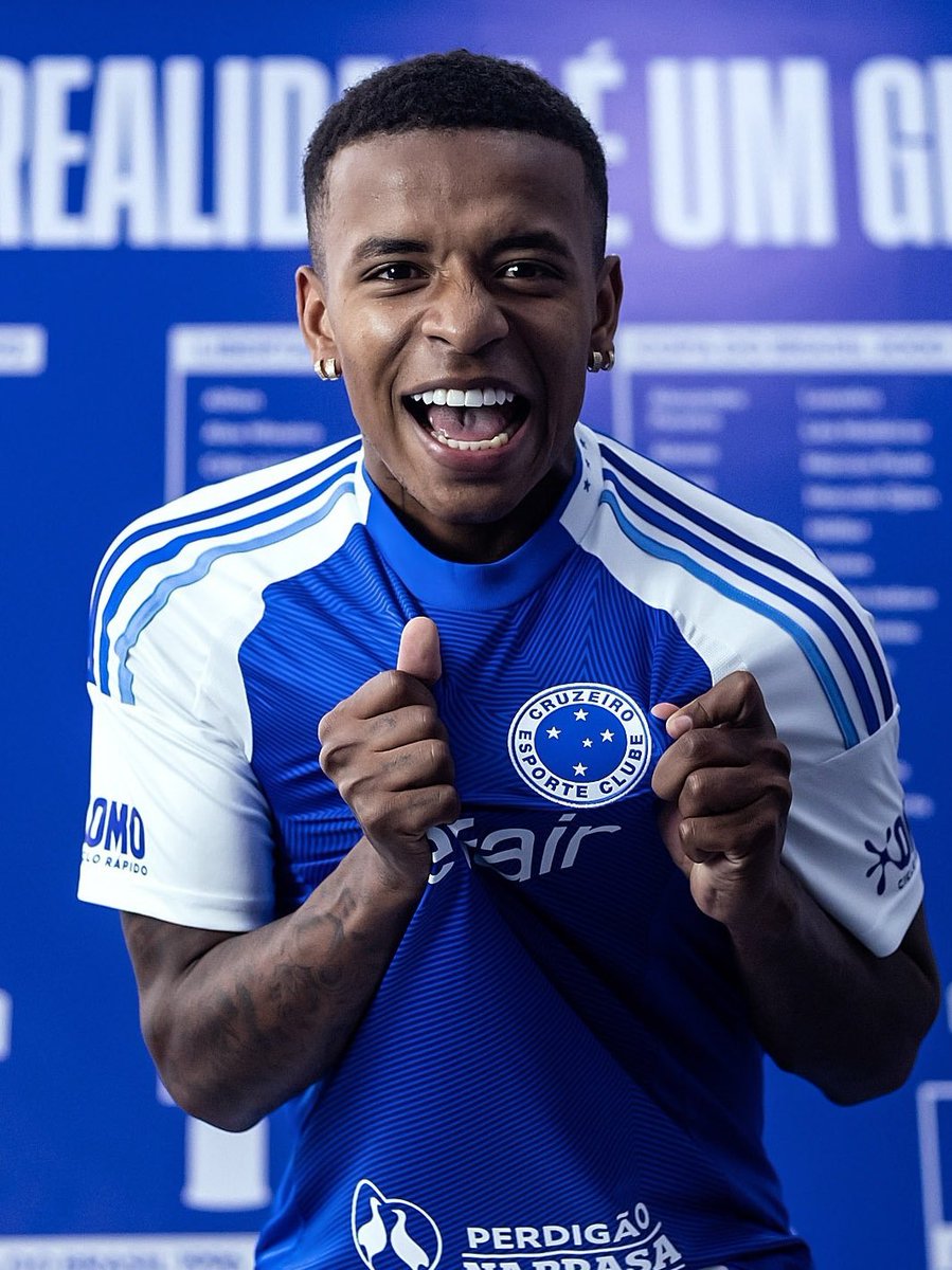 FutPrimeBrasil's tweet photo. Já vou falar agora para não dizerem que sou engenheiro de obra pronta.

Keny Arroyo vai ser um dos melhores jogadores do futebol brasileiro em 2026 https://t.co/dFIzze6Fvl