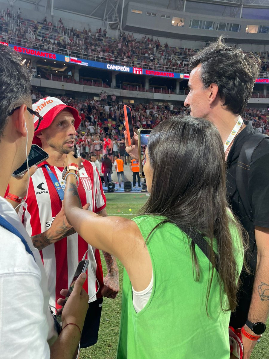 Ailín 🪻🦋 tweet media