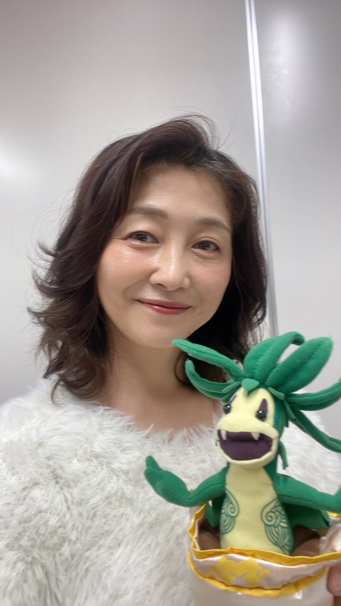 azusa_w0220's tweet photo. マジレンジャー20thイベント
変わらない子供たちの姿に
笑顔に成長した姿に
とても感動しました。
20年の歩みが
みんなの顔に表れていて
素敵な大人の姿でした。
みんなよく頑張ってきたね！
私も
マジマザー深雪さんに戻れて
使命を果たせました✨
勇気は魔法を教えてくれる
そのことを忘れないで✨ https://t.co/YyHXV2WnRq