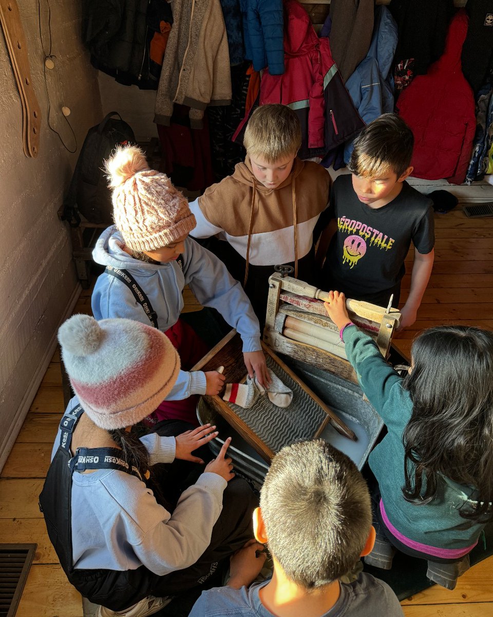 Fort Edmonton Park tweet media