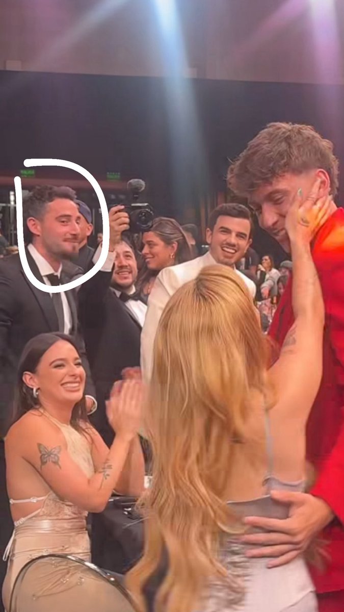 #MartinFierroStreaming soy Nico viendo si se besan JAJAJAJJAJA #Luzutv #Margelita