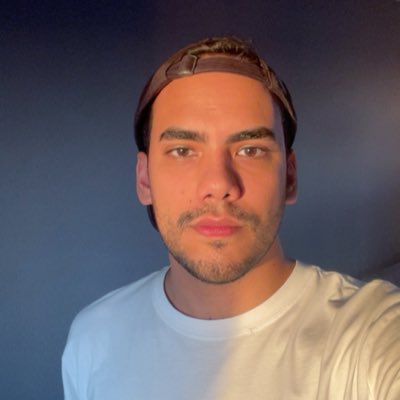 dudssfreire's tweet photo. #NovaFotoDePerfil https://t.co/0a5Snz7dyM