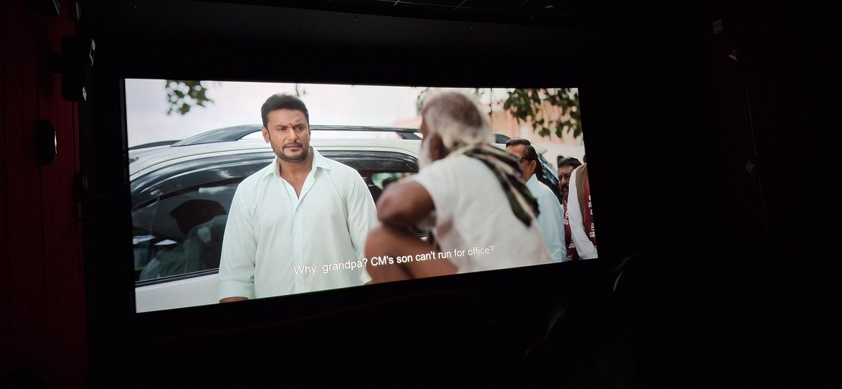 Totu_cs's tweet photo. Reviewers give their opinions from their own point of view. But families usually watch a movie only for entertainment, not by analyzing every technical aspect. From that perspective, I am sure The Devil provided full entertainment, and the audience genuinely enjoyed the film. https://t.co/WuCwzwpBTd