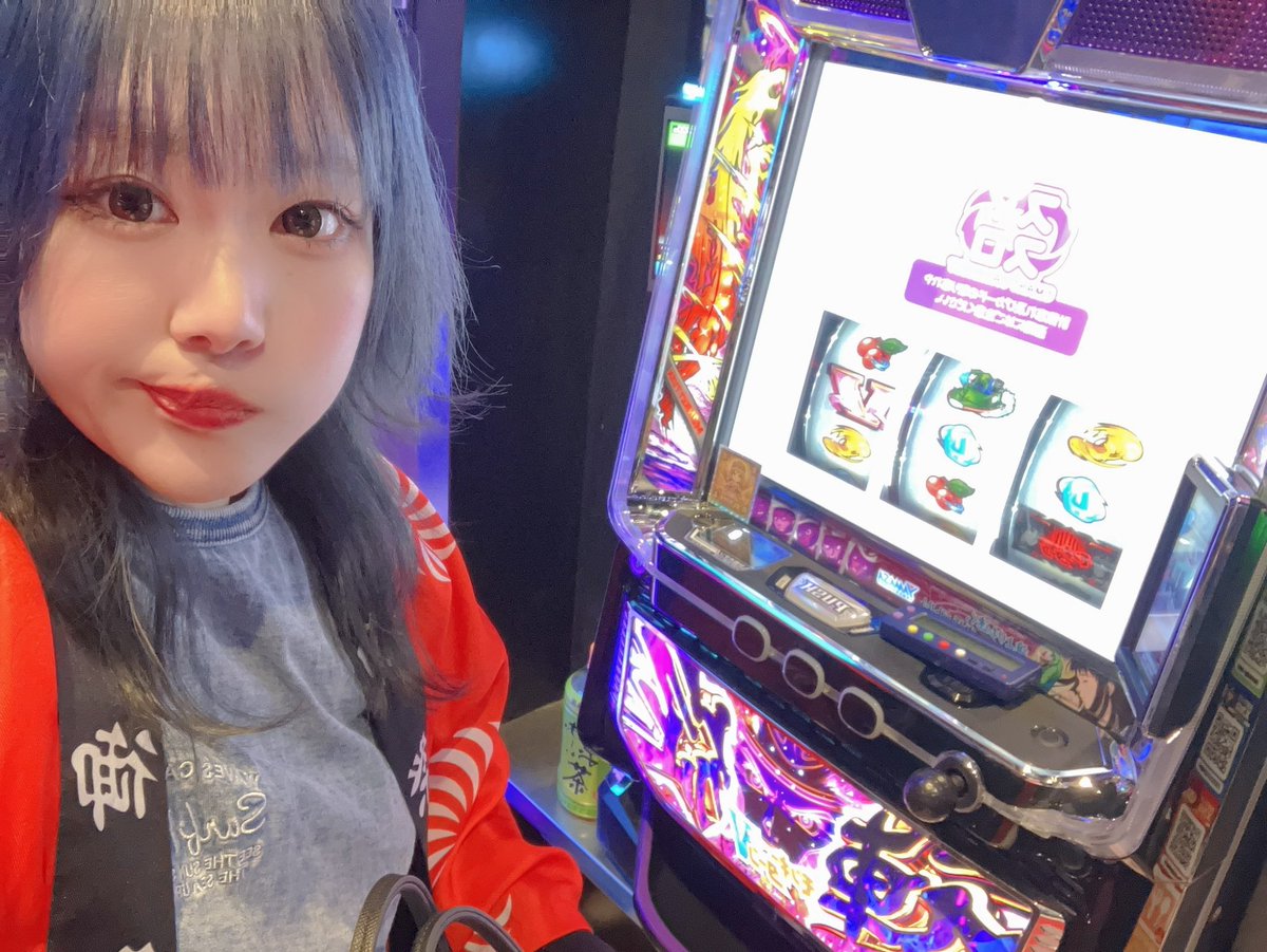 私は久しぶりにモンキー‼️‼️ 連旋パネル‼️ 店内が広すぎて迷う