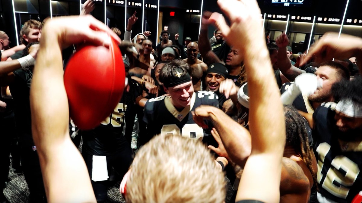 "CHARLIE! CHARLIE! CHARLIE!"
In the #Saints locker room after the dramatic win vs the Panthers 🙌
