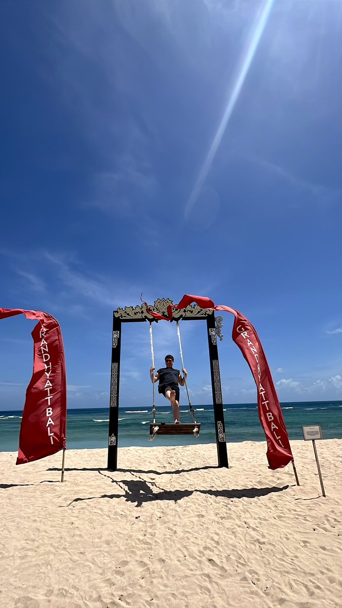 k2_superj's tweet photo. J in BALI
久しぶりに、ゆっくり過ごす時間。
この時間が、
こんなにも贅沢だと思えた。
#編集長J
#JBKT https://t.co/Lzuhb4hpH0