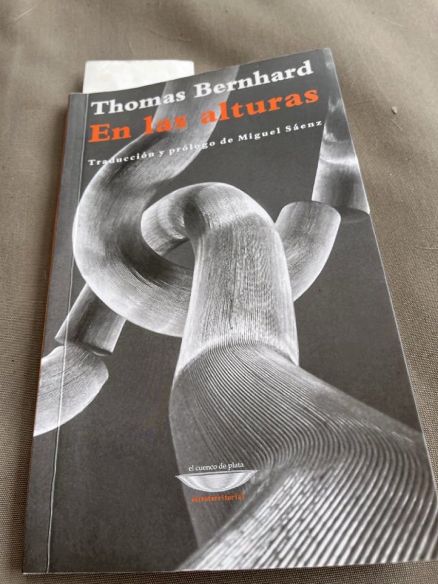 “De qué sirve pensar, lo hace todo más insoportable”.