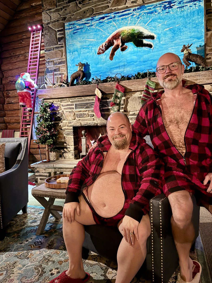 JesseHalpern's tweet photo. Ho, Ho, Homo! @garyr6273 and I had a little extra fun taking a holiday photo today!

#bears #husbears #hohohomo https://t.co/676wL5GDlL