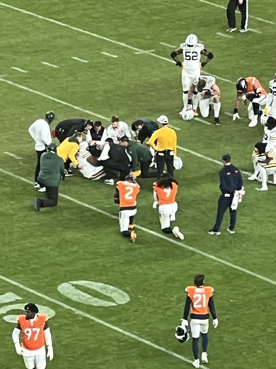 Patrick Surtain was gutted over Micah Parsons’ injury. The two have been friends since 8th grade. Their families have also known one another since then. Surtain told me Parsons said to him on the field, “I heard a pop.” He hated to hear that.