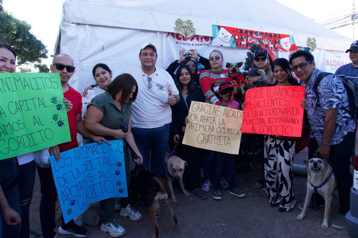 JorgeAldanaB's tweet photo. Esta tarde tuvimos una visita muy especial en nuestro Campamento de la Victoria y Defensa del Voto.🐾🗳✅️ https://t.co/CAkmmljUWE