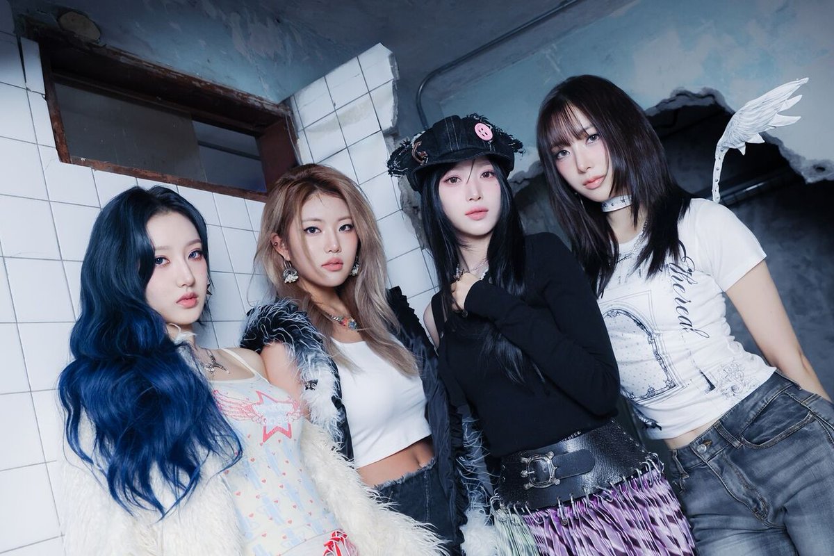 H1-KEY Breaks Into Japan's Oricon, Lands on NME's 2025 Best K-Pop