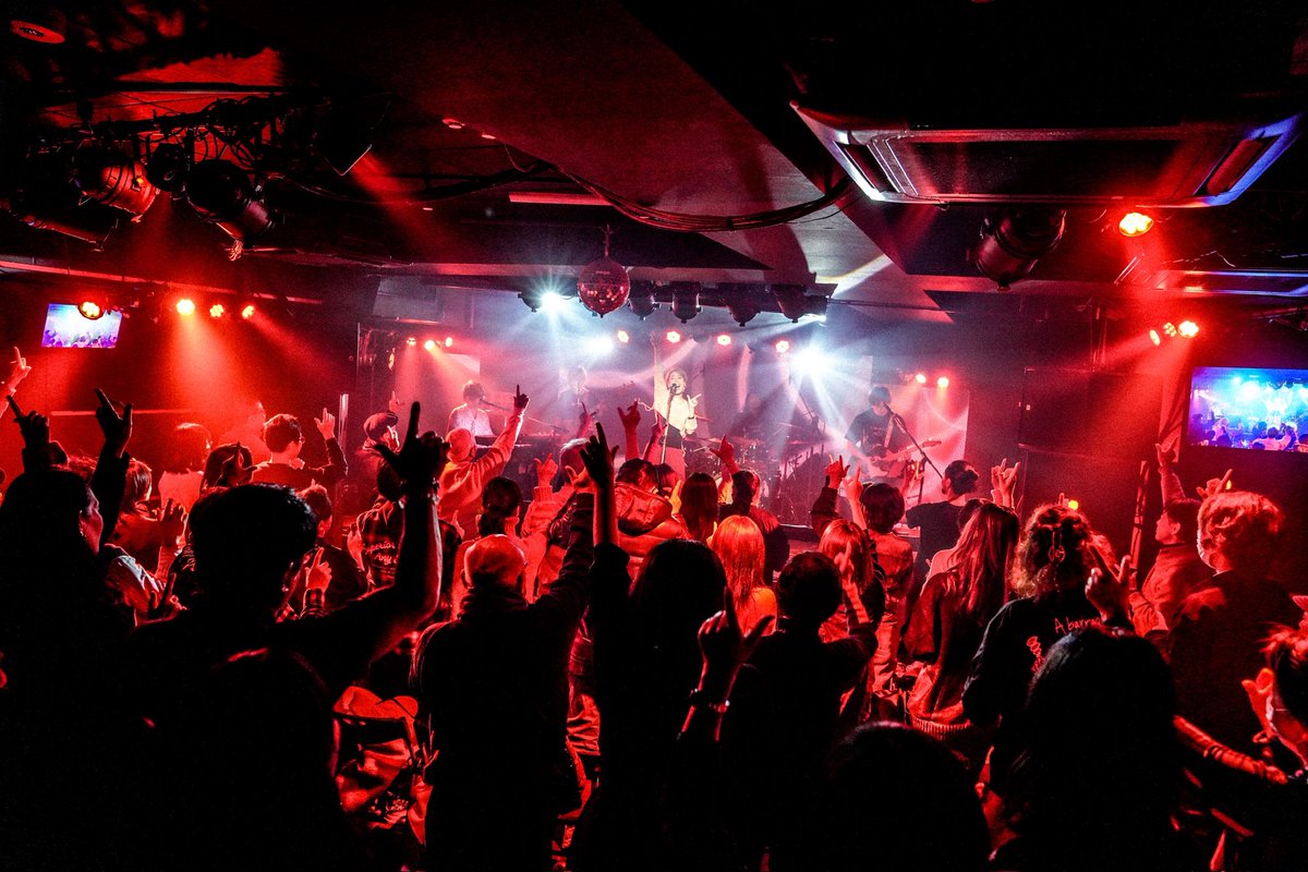 IsCUBE2's tweet photo. 【再投稿】I'sCUBE ONE MAN LIVE
〜Butterfly2025〜

足を運んでくださったお客様‼︎
アーティスト‼︎エールをくれた皆様‼︎
原宿ルイードの皆様‼︎
そして最高のバンドメンバー！！

本当に有難うございましたー！！

心残り一切なし。

楽しかったよーー‼️‼️😭😭

photo by @kairi__1103 https://t.co/DpNzZiEL3G
