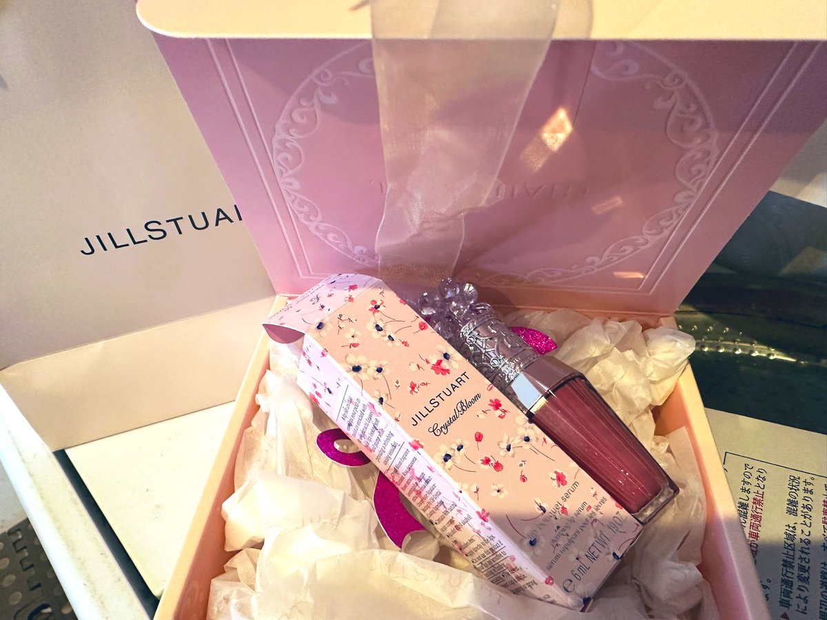 さらちゃんから誕生日プレゼント- ̗̀🎁 ̖́- めっちゃ可愛いリップもろ