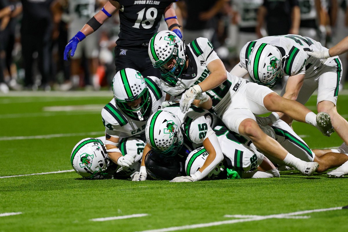 GavinStrange1's tweet image. It truly has an honor to represent my town, and I am so beyond thankful for everyone who sacrificed hours to develop me into a better person. Thank you for everything, Dragon football. 💚

@coachrdodge @BrianSides12 @CoachShrags @CoachRazloznik @CoachRaulerson @CarrollDragonFB