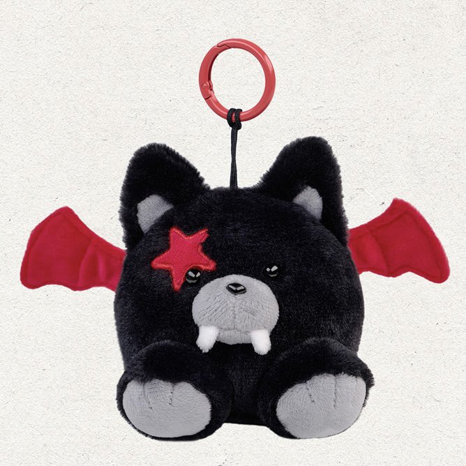 xeeszme's tweet image. EVAN ❤️🖤❤️🖤