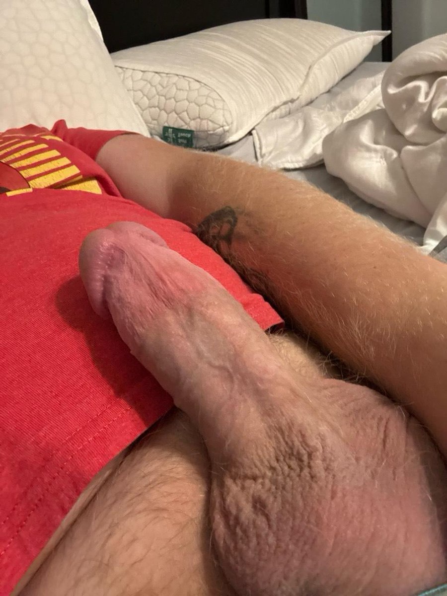 FurryDadBod tweet media