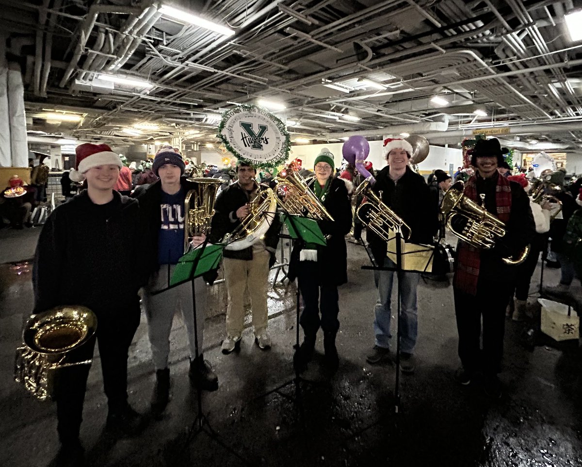 Emily Kluga tweet media