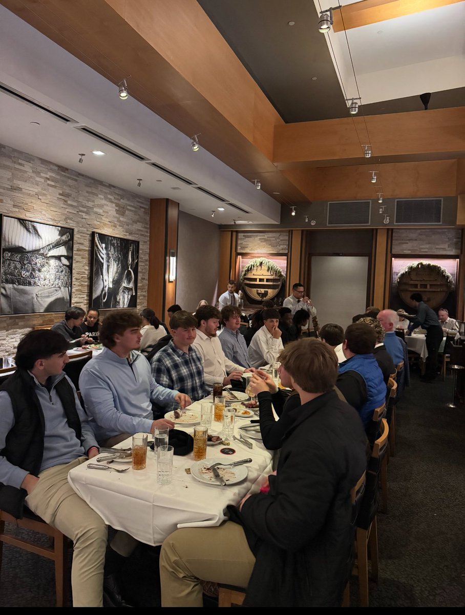 Gates_CassHC's tweet image. New Tradish! Senior Dinner at Fogo de Chão. And to kick it off with the class of '26 that will go out as the most successful class in school history makes it even better. @CassFootball @PrincipalRevard @NwGaFootball @bartowschools @OfficialGHSA @GHSFdaily