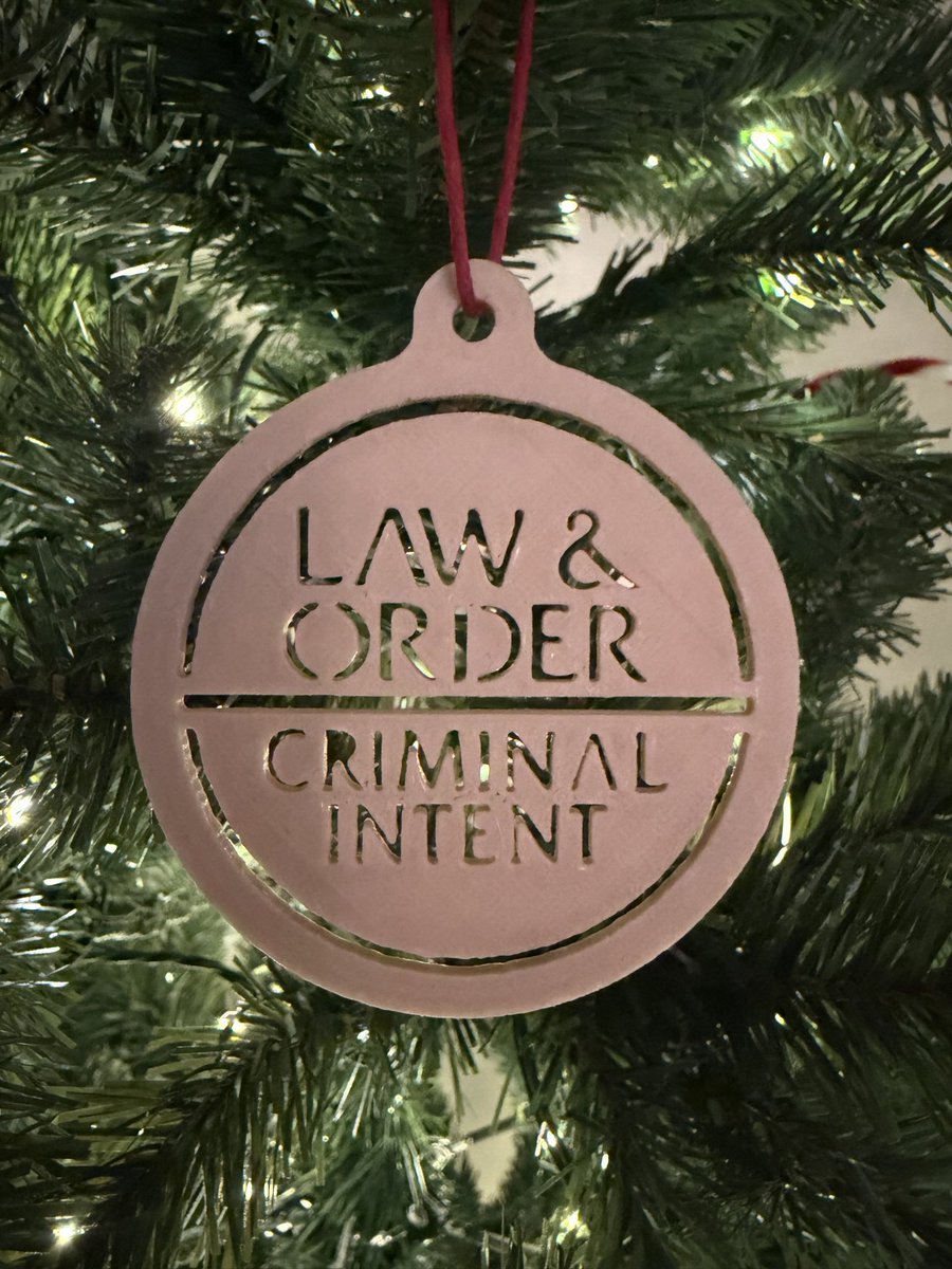 Made my own #lawandordercriminalintent ornament for the tree this year!