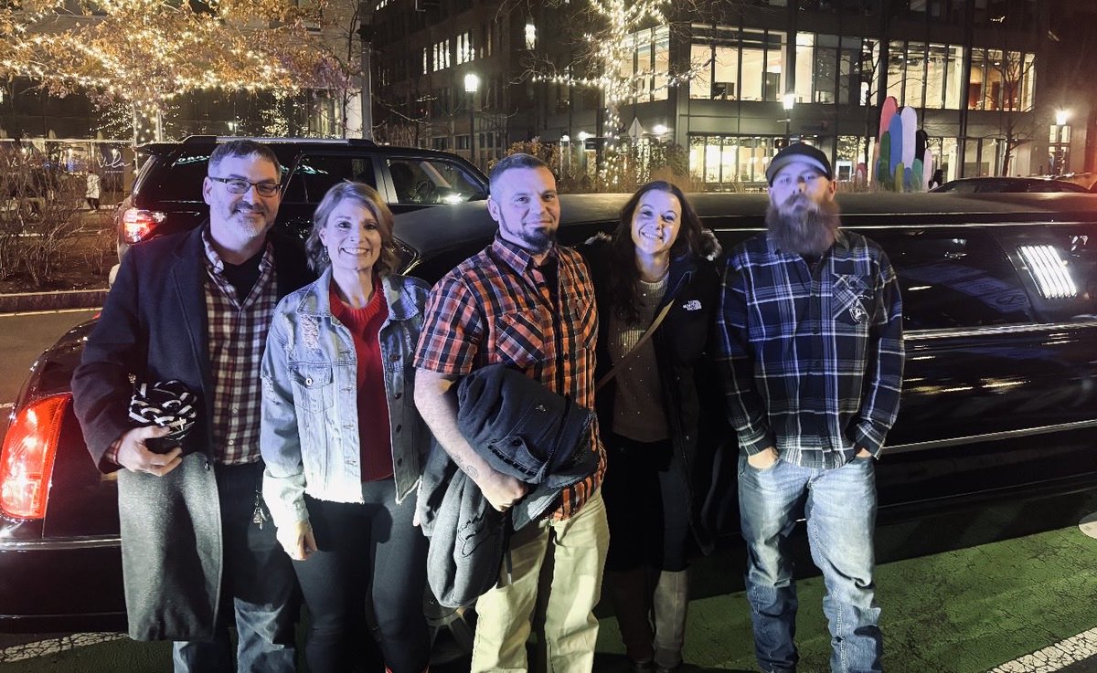 Holiday Party- This fun group from Carver headed into Boston’s Seaport District via Limousine to attend a Holiday Party.
#southshoreslimoservice
#carverma
#SpecialOccasionLimo
#arrivetogether
#SeaportDistrict
#HolidayParty2025
#arrivehomesafe

plymouthcoach.com