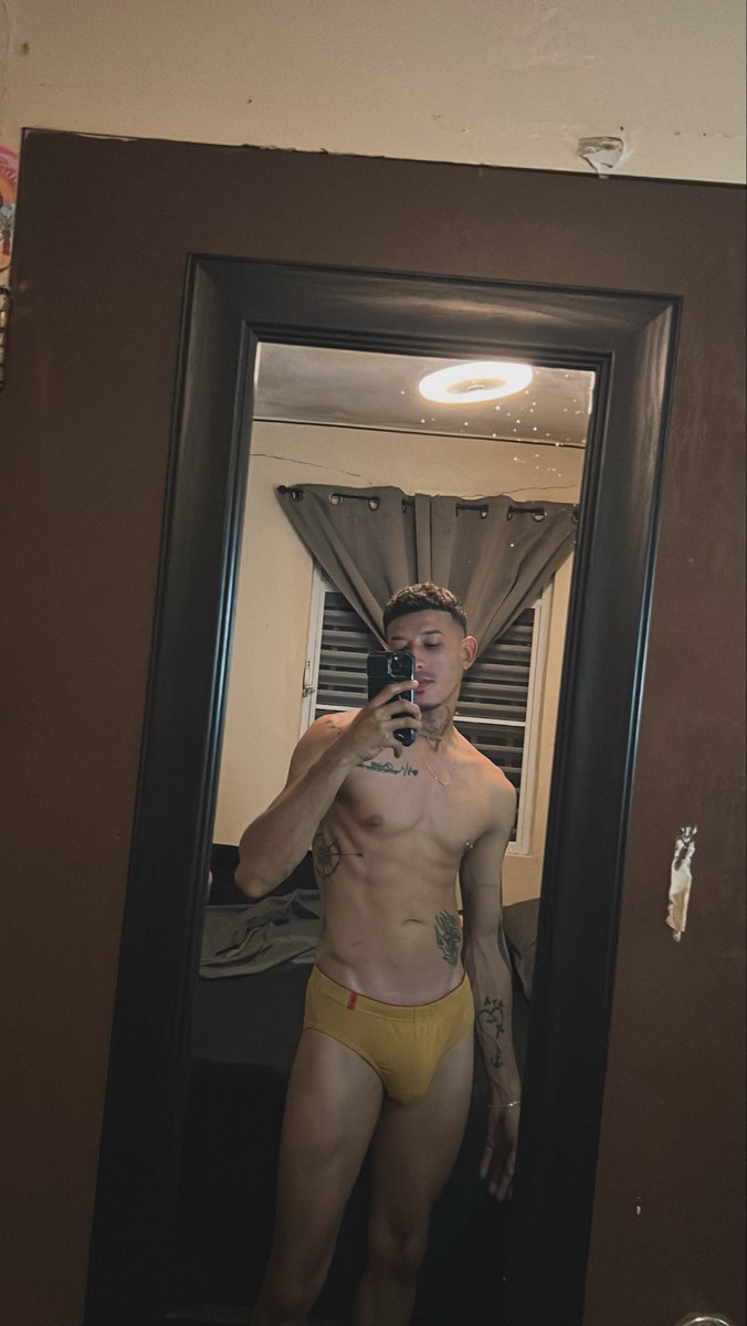 papipollopr🐣 tweet media