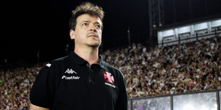 endrickista's tweet image. Todo ano em uma final de 2023 pra cá. 3 anos, 3 finais. (porcaria de estadual não conta). 

Único treinador do futebol brasileiro que fez isso.

Professor Fernando.