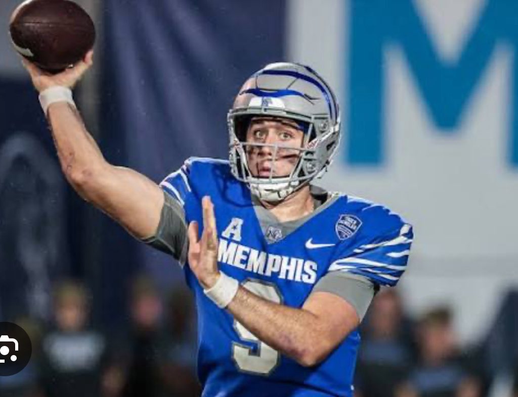 MichaelPyne2028's tweet image. After a great conversation with @CoachHuff I am blessed to receive my 13th D1 offer from The University of Memphis! @CoachHCantrell @AlonsoRavensFB @QBCountry @MalikRosier12 @QBC_Recruit @BigCountyPreps1 @abouthecitymg @Andy_Villamarzo @RealNews102 @Rivals @adamgorney…