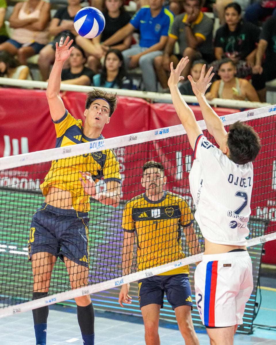 BocaVoley's tweet image. #CopaACLAV 🏐

¡𝗙𝗶𝗻𝗮𝗹 𝗱𝗲𝗹 3⃣° 𝘀𝗲𝘁!

San Lorenzo 25 - #Boca 20

No pudo el equipo de Gigante y cayó por 3-0 en el Gorki Grana. Cierre de participación en la Copa para el Xeneize.

#DaleBoca 🔵🟡🔵