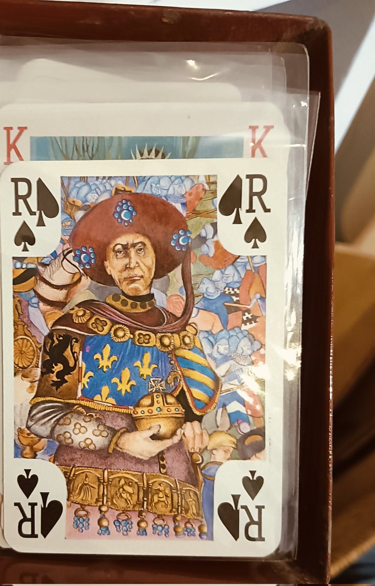 骨董屋さんで見かけた古い外国のトランプ とても魅力的な絵だった
